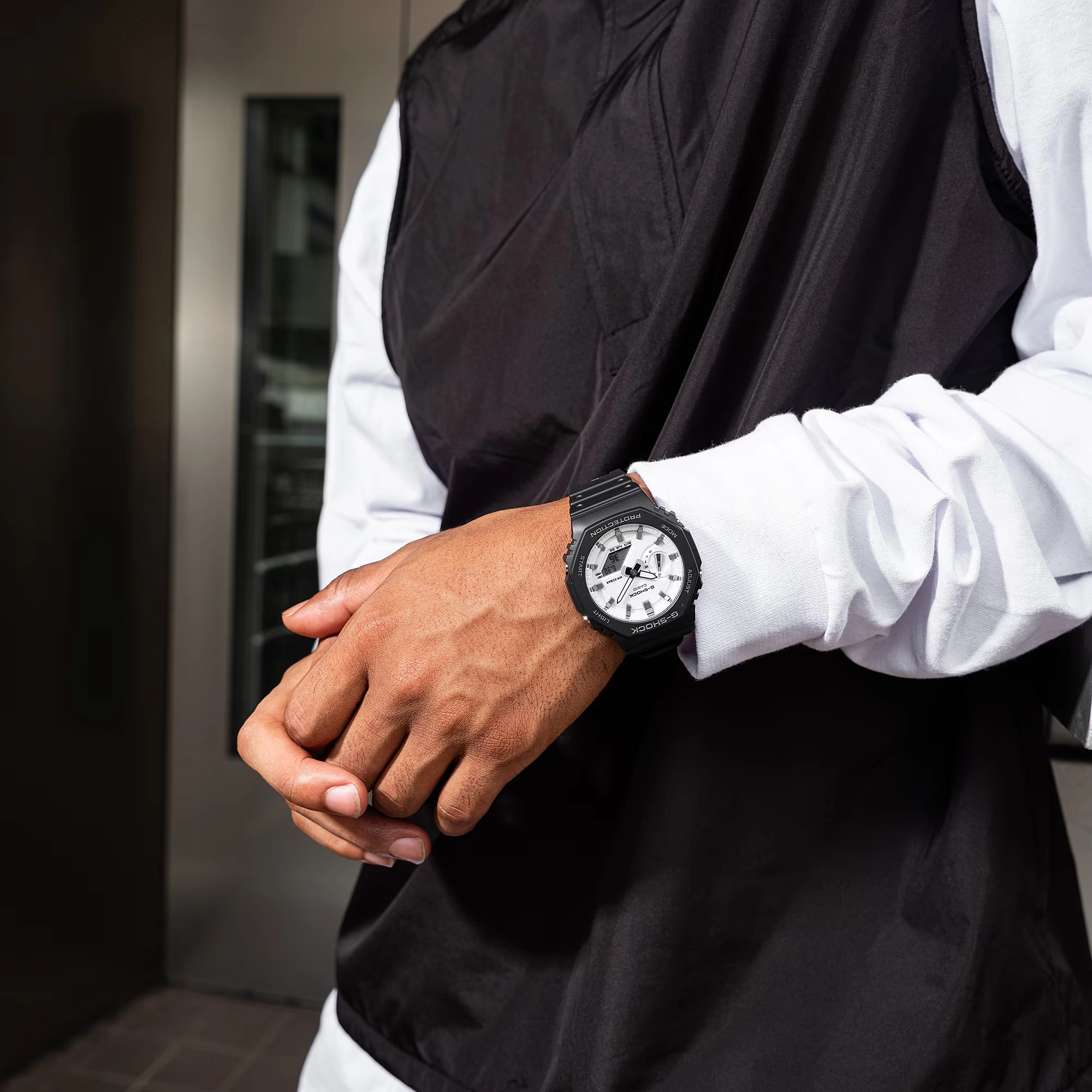 Casio G-Shock Мужские Наручные часы/ GA-2100WD-1ADR