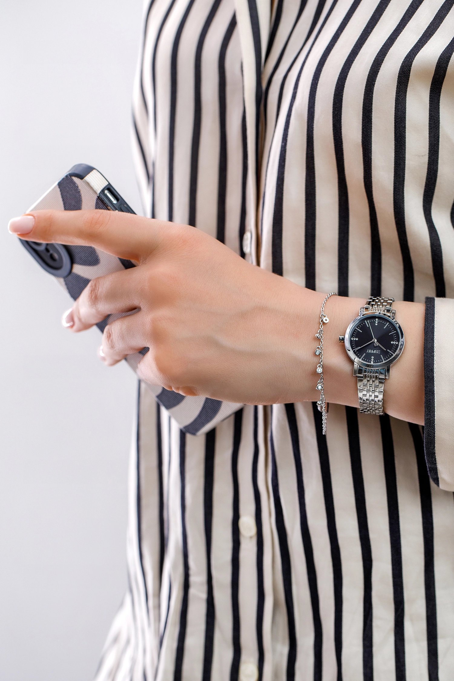 Esprit Կանացի Ժամացույց/ ES1L463M0045