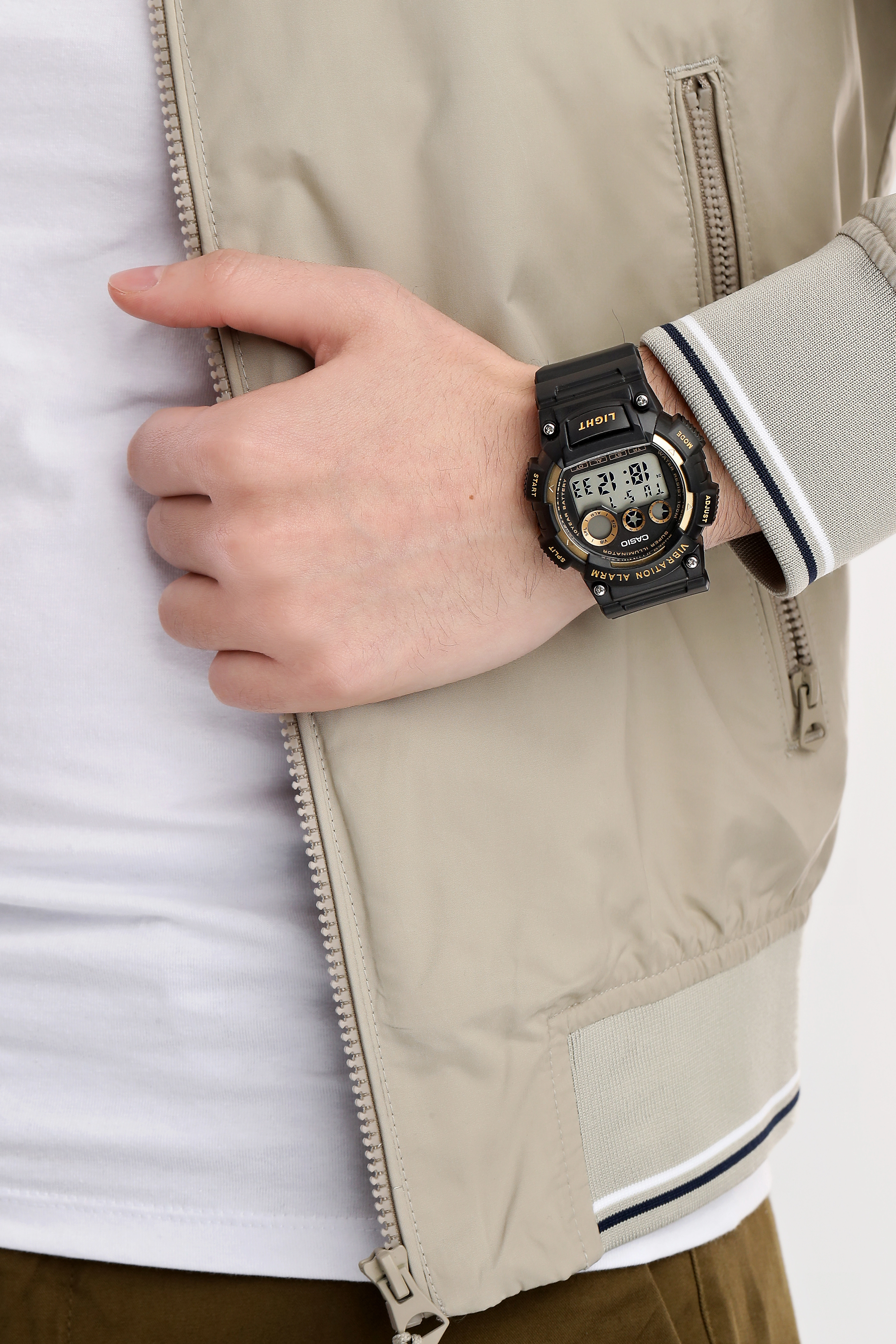 Casio General Men's Wristwatch/ W-735H-1A2VDF