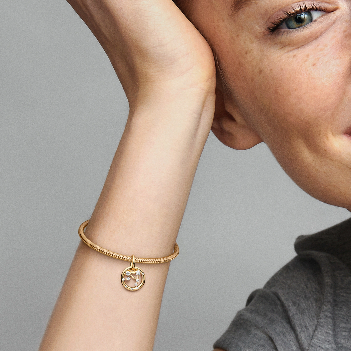 PANDORA Moments 14K Gold Plated Silver Charm/ Libra / 762712C01