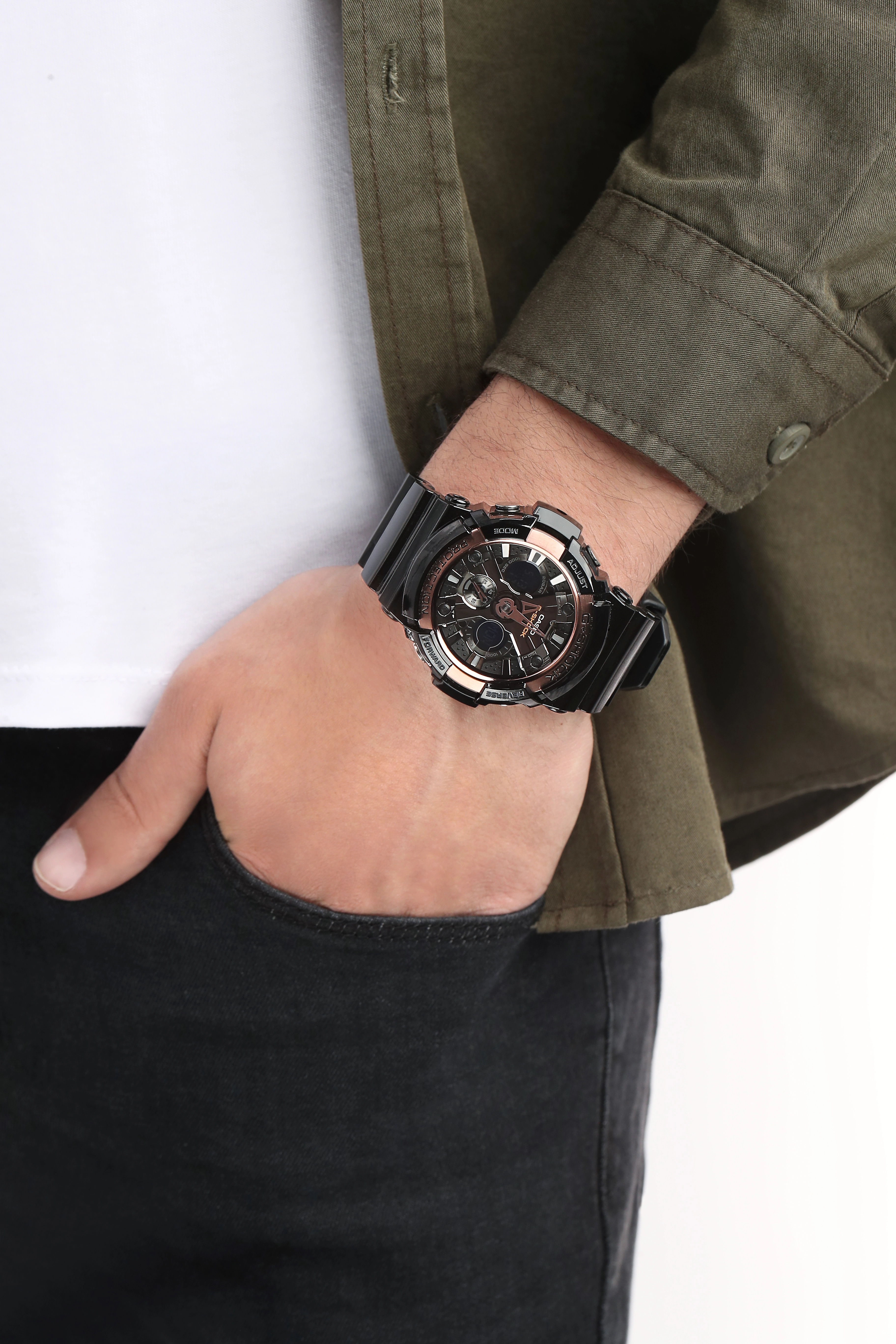 Casio G-Shock Men's Wristwatch/ GA-200RG-1ADR