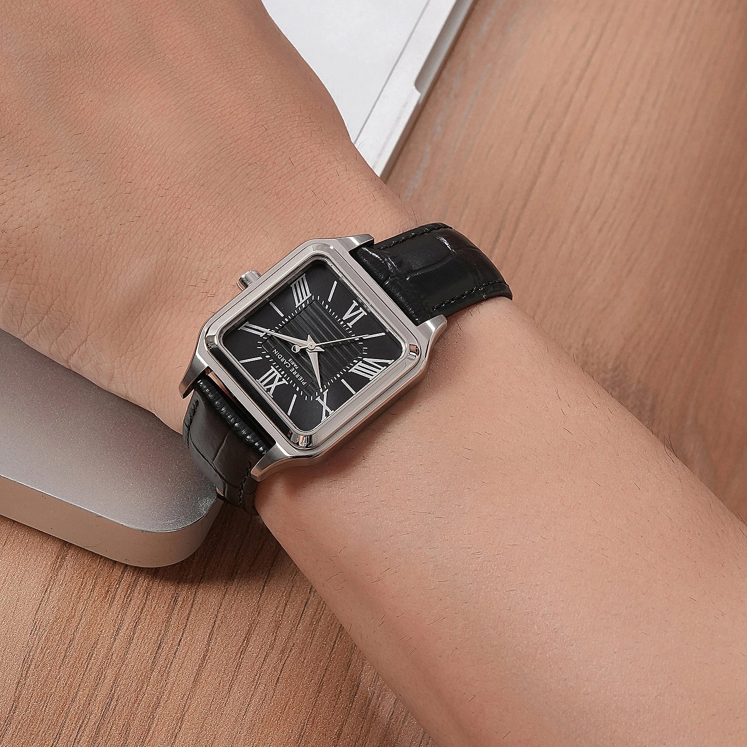 Pierre Cardin  Men's  Wristwatch/ CF.1006.LB