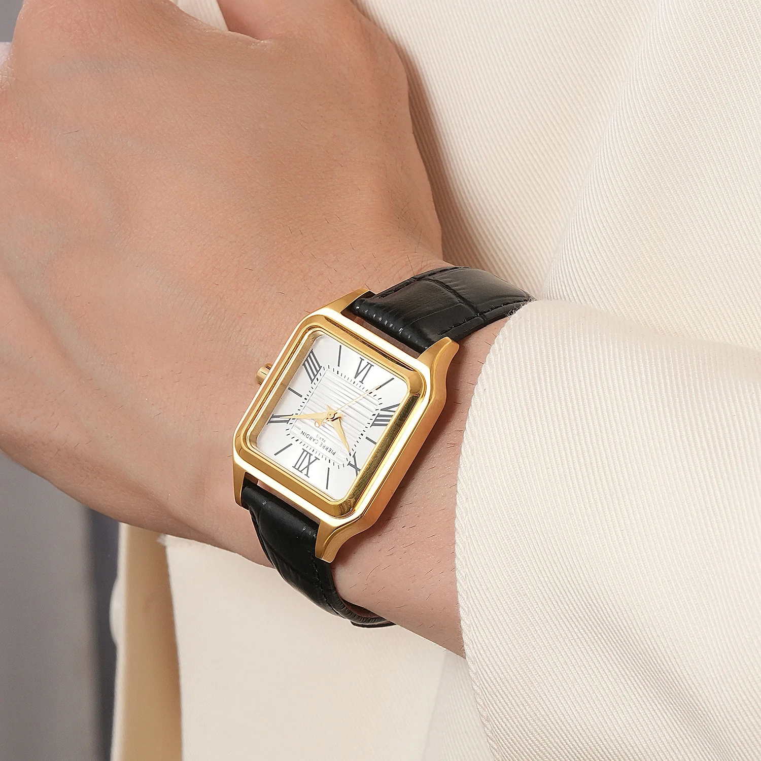 Pierre Cardin  Men's  Wristwatch/ CF.1006.LB.1