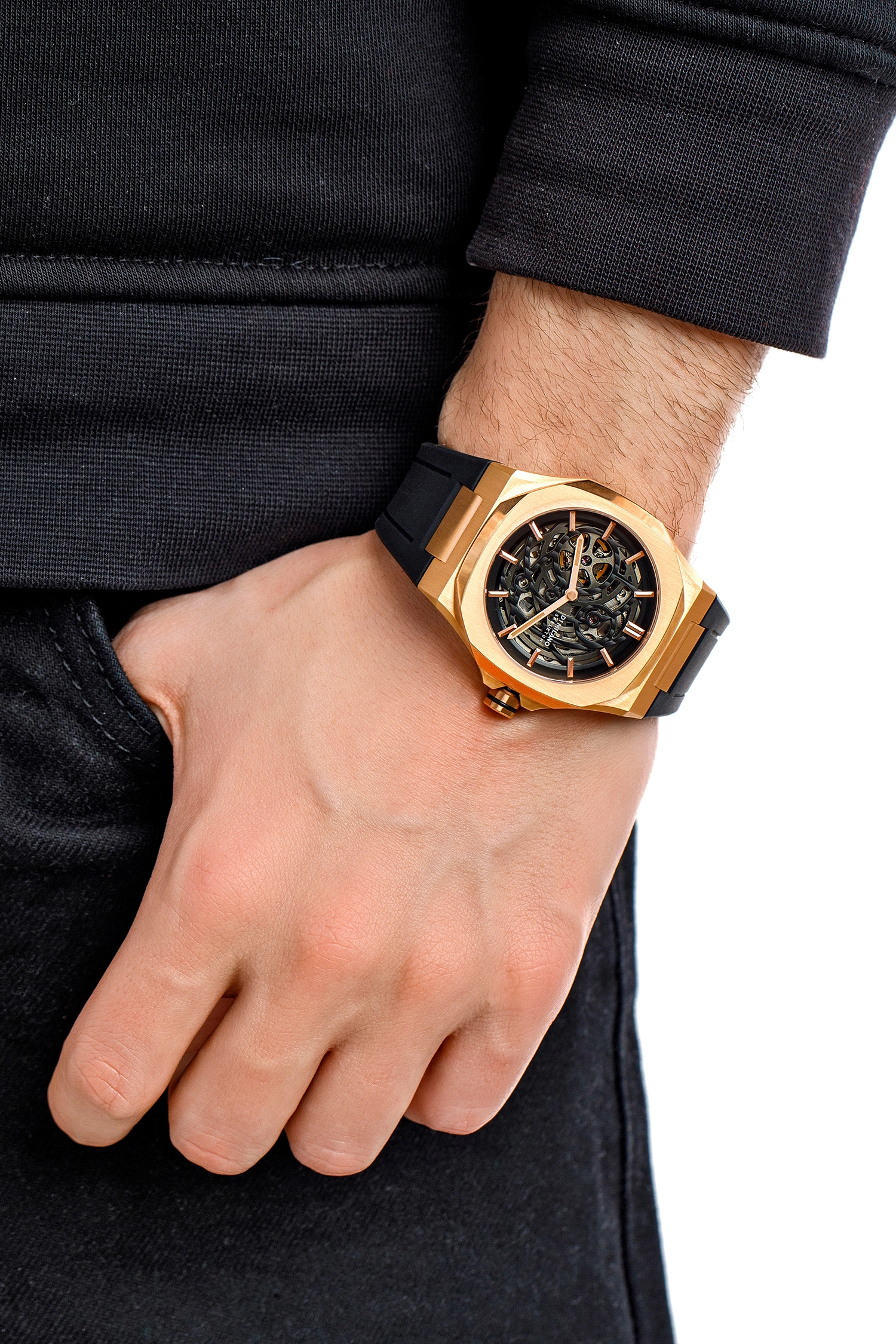 D1 Milano  Men's Automatic Wristwatch/ D1-SKRJ12