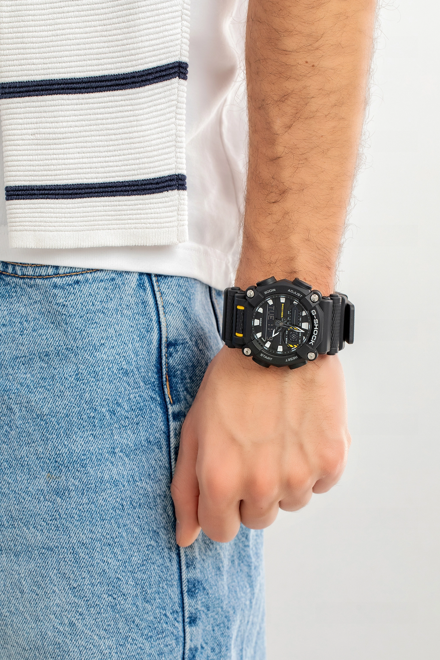 Casio G-Shock Men's Wristwatch/ GA-900-1ADR