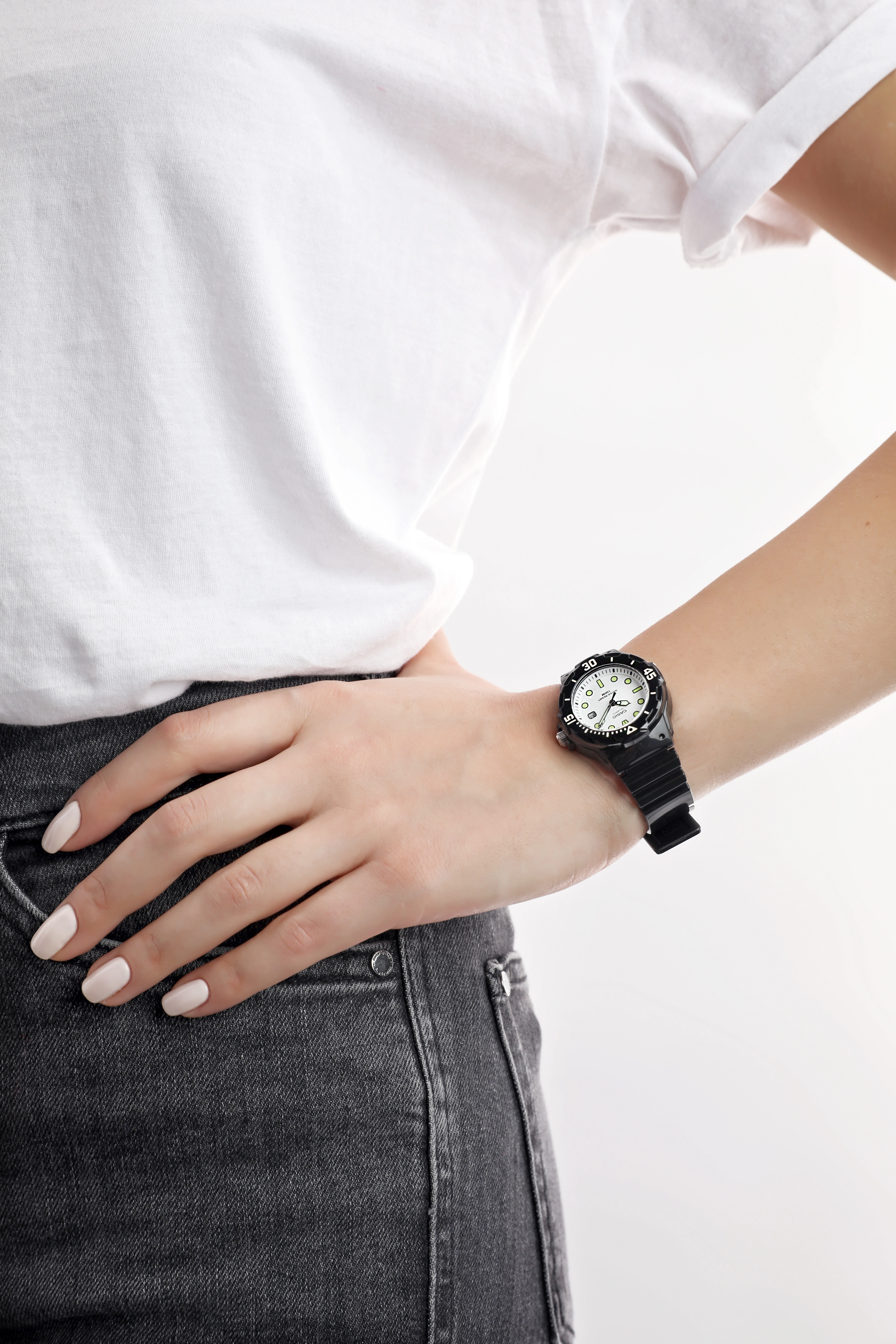 Casio General Կանացի Ժամացույց/ LRW-200H-7E1VDF