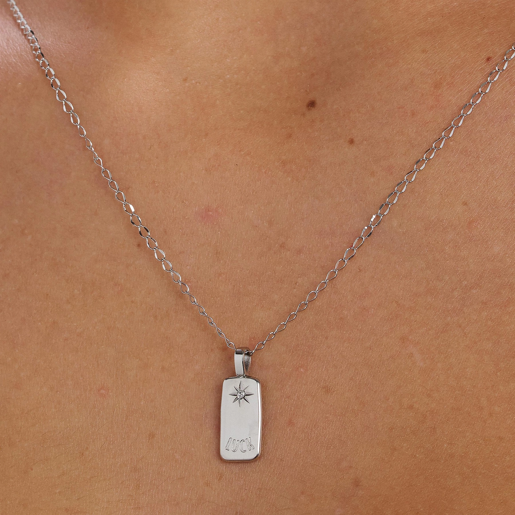 Brosway Ожерелье/ BNL049