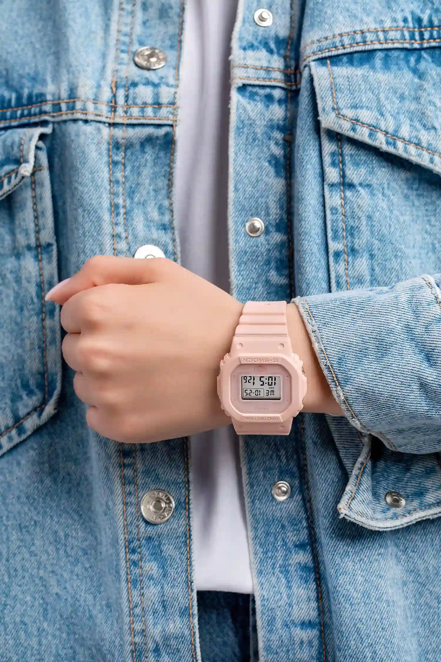 Casio G-Shock Женские Наручные часы/ GMD-S5600BA-4DR