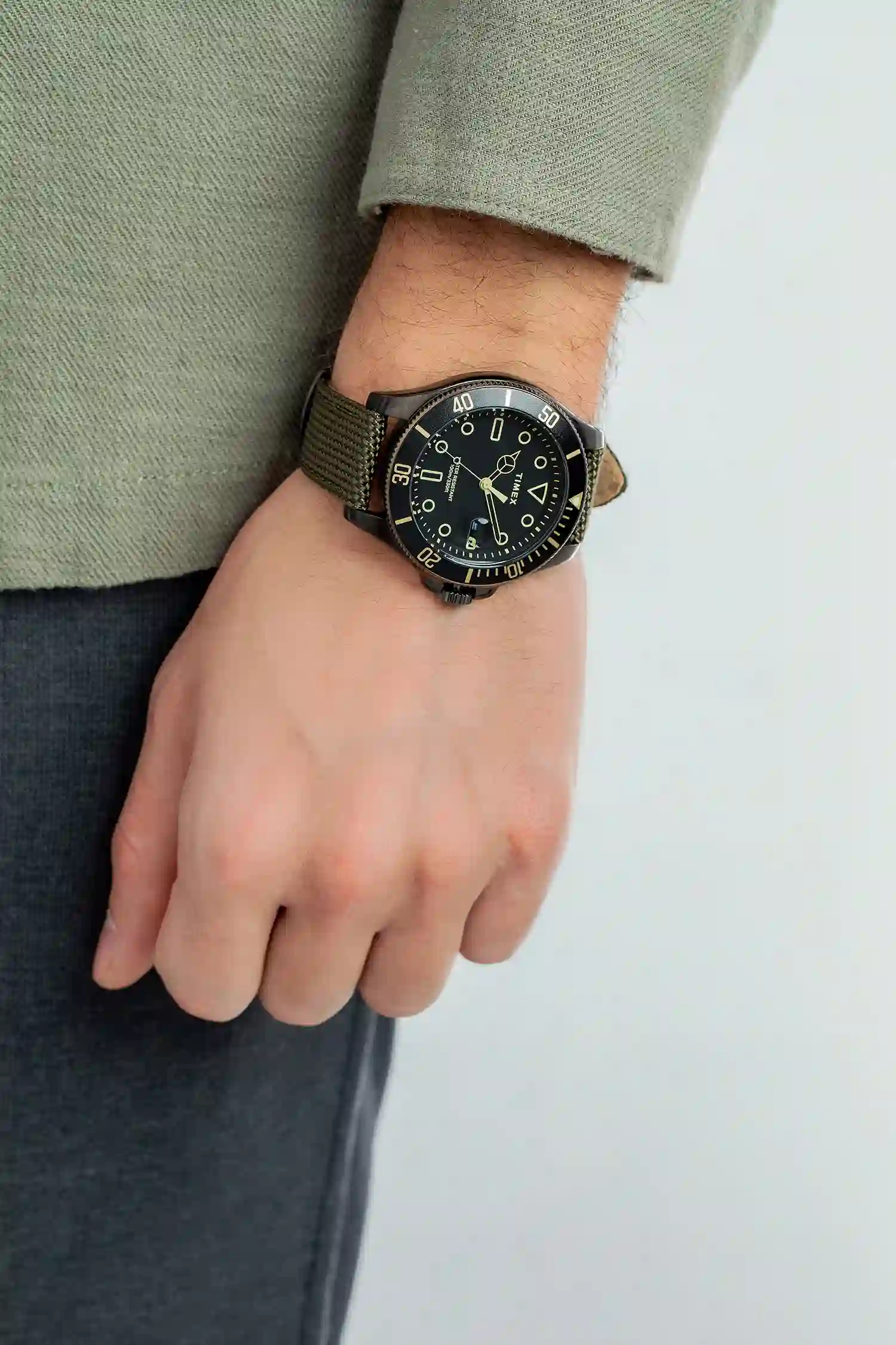 Buy Timex - Quartz Wristwatch/TW2U81900 