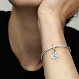 PANDORA Moments Silver Charm/ 791948CZ