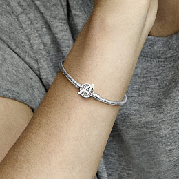 Snake chain sterling silver bracelet with Marvel The Avengers logo clasp