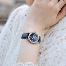 Citizen  Ladies Mechanical Wristwatch/ PR1041-18N