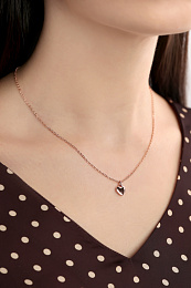 Hara: Tiny Heart Pendant Necklace