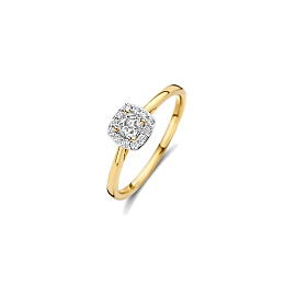 Blush Ring LG Diamonds