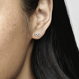 Infinity sterling silver stud earrings with clear cubic zirconia/Серебряные серьги-пусеты с чистым к