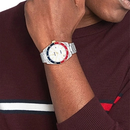 Tommy Hilfiger  Men's Automatic Wristwatch/ 1710551