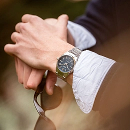 Casio Edifice Men's Automatic Wristwatch/ EFK-110D-2ADR