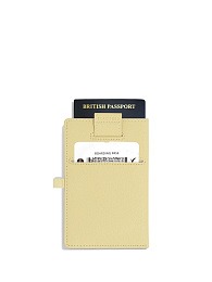 Stackers Leather Passport Holder / 76190