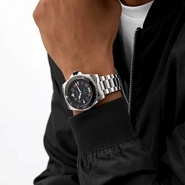 Gucci  Мужские  Наручные часы/ YA136221 Швейцария