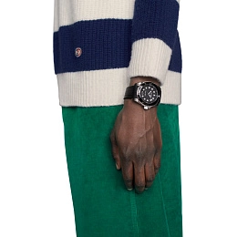Gucci  Мужские  Наручные часы/ YA136204B Швейцария