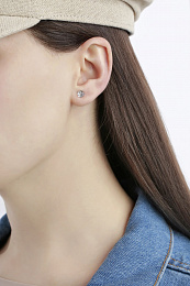 Post earring Wьrfel crystal.