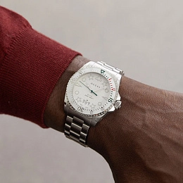 Gucci  Мужские  Наручные часы/ YA136336 Швейцария