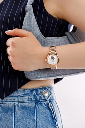 Emporio Armani  Ladies Automatic Wristwatch/ AR60072