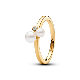 14k Gold-plated ring with white treated freshwater
