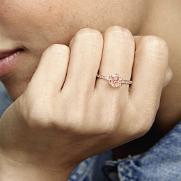 Crown Pandora Rose ring with blush pinkcrystal and